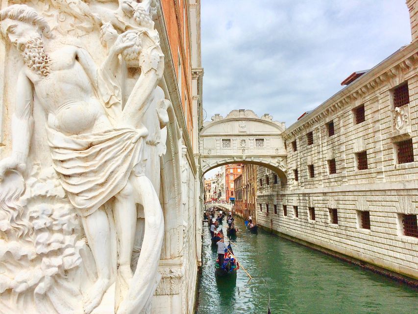 Venice: Gondola Ride and Skip the Line Doges Palace Tour - Highlights of the Tour