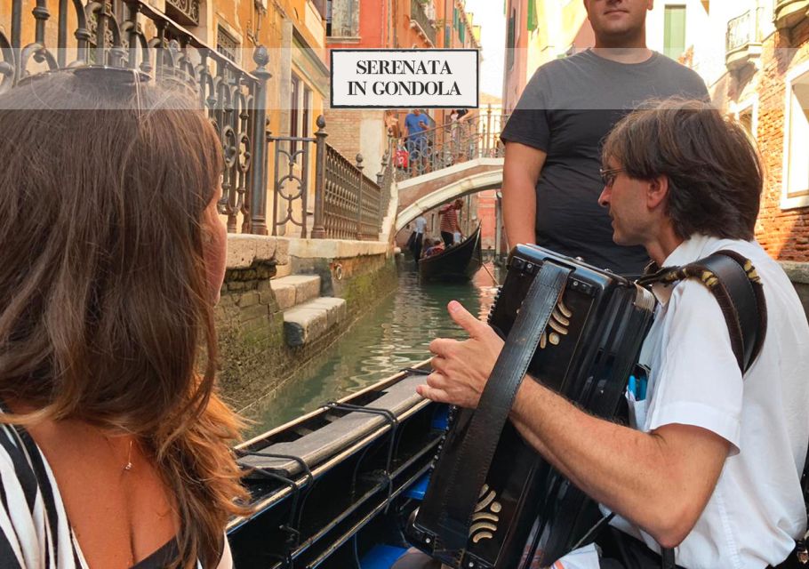 Venice: Gondola Ride With Serenade and Romantic Dinner - Meeting Point Locations