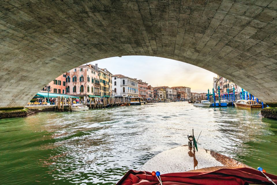 Venice: Grand Canal Boat Tour - Important Tour Information