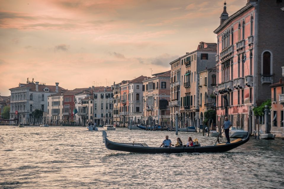Venice: Grand Canal by Gondola With Live Commentary - Frequently Asked Questions