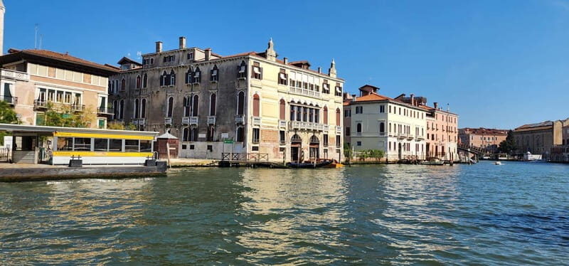 Venice: Grand Canal Film Locations Photo Tour by Water Taxi - An In-Depth Look at the Tour