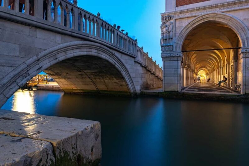 Venice: Guided Historic Center Walking Tour - Key Points