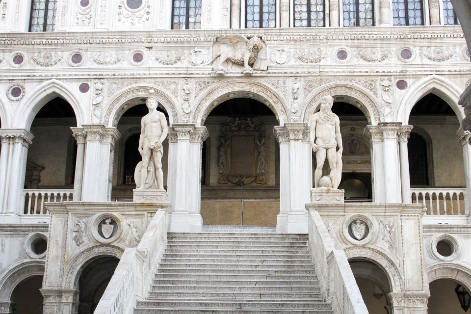 Venice: Historical Walking Tour & Doge's Palace Guided Visit - Entrance Tickets to Nearby Palaces