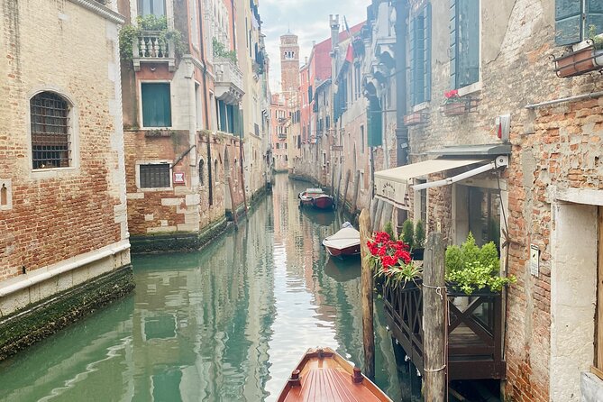 Venice: Jewish Ghetto & Cannaregio Area Food Tour: Pasta Wine Gelato and More! - Group Size and Tour Duration