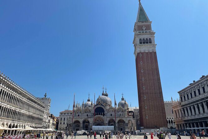 Venice Must See Attractions Walking Tour With A Guide - Introduction
