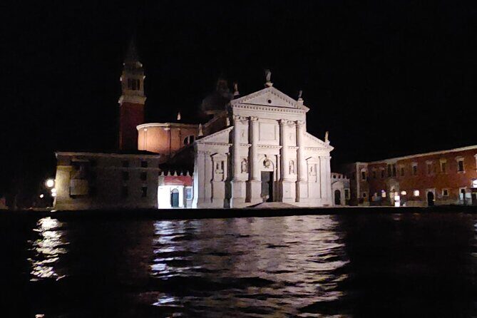 Venice Night Boat Tour from Zattere - Setting the Scene: The Starting Point at Zattere