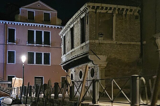 Venice Night Boat Tour from Zattere - Grand Canal & Santa Maria della Salute