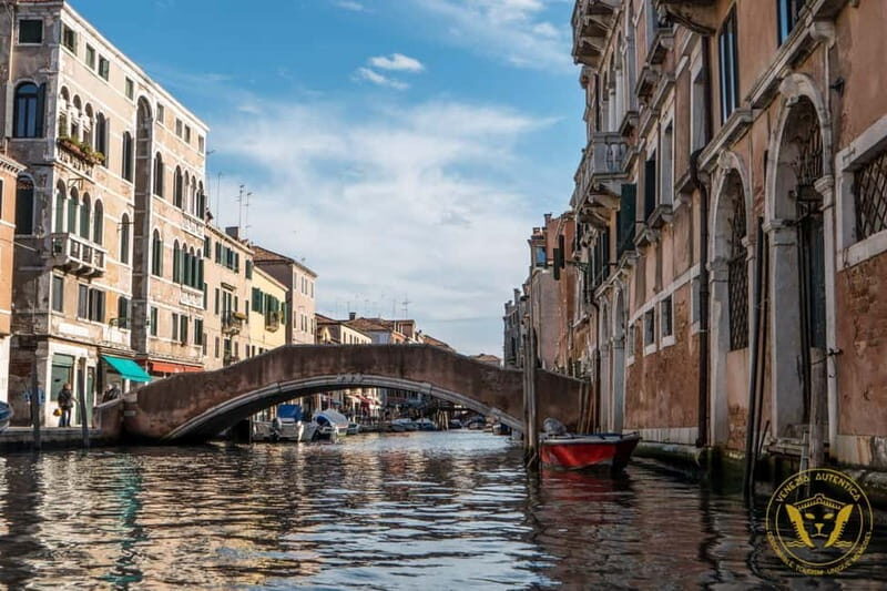 Venice on Foot and Water: Walking Tour with Gondola Ride - A Close Look at the Itinerary