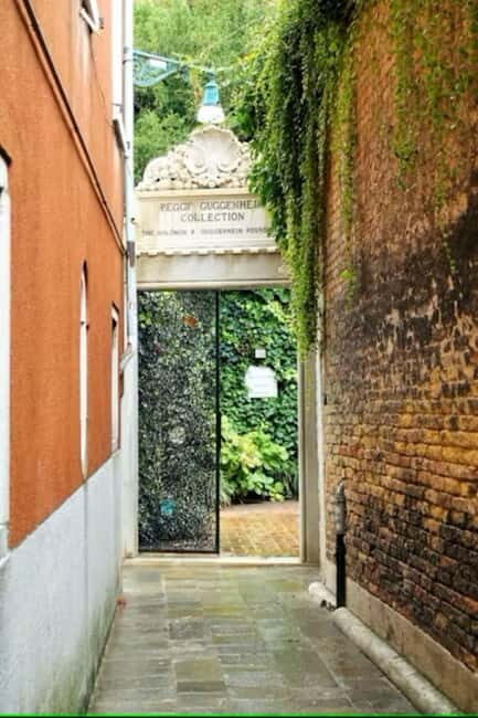 Venice: Peggy Guggenheim Collection and Art Mile Guided Tour - Who Will Love This Tour?
