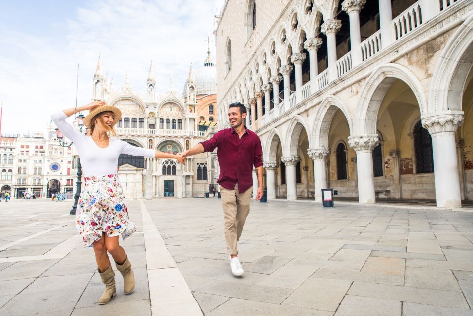 Venice: Photoshoot at Piazza San Marco and the Canals - Pricing and Booking