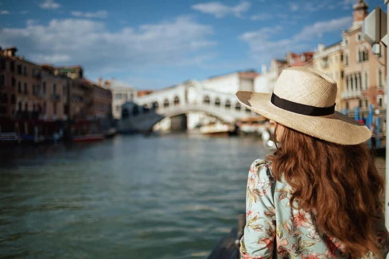 Venice: Photoshoot at The Grand Canal & Rialto Bridge - A Closer Look: What Makes This Tour Stand Out