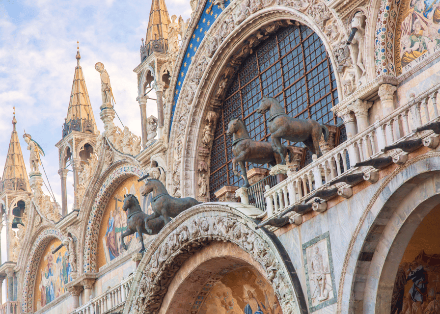 Venice: Priority Tickets to St.Marks Basilica & Doge Palace - Exploring St. Marks Basilica