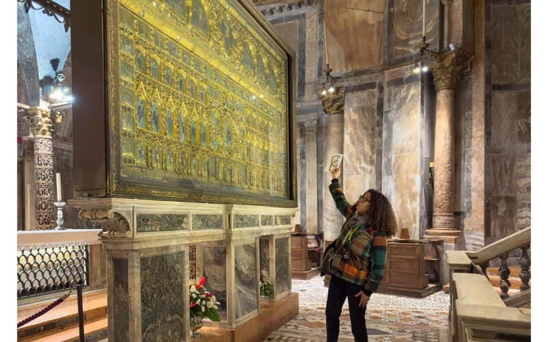 Venice: Private Evening Stroll with VIP Entry to St. Mark's - Wandering Venice’s Back Streets and Hidden Squares