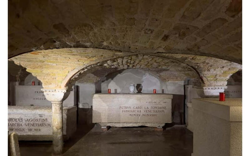 Venice: Private Evening Stroll with VIP Entry to St. Mark's - What Past Travelers Say