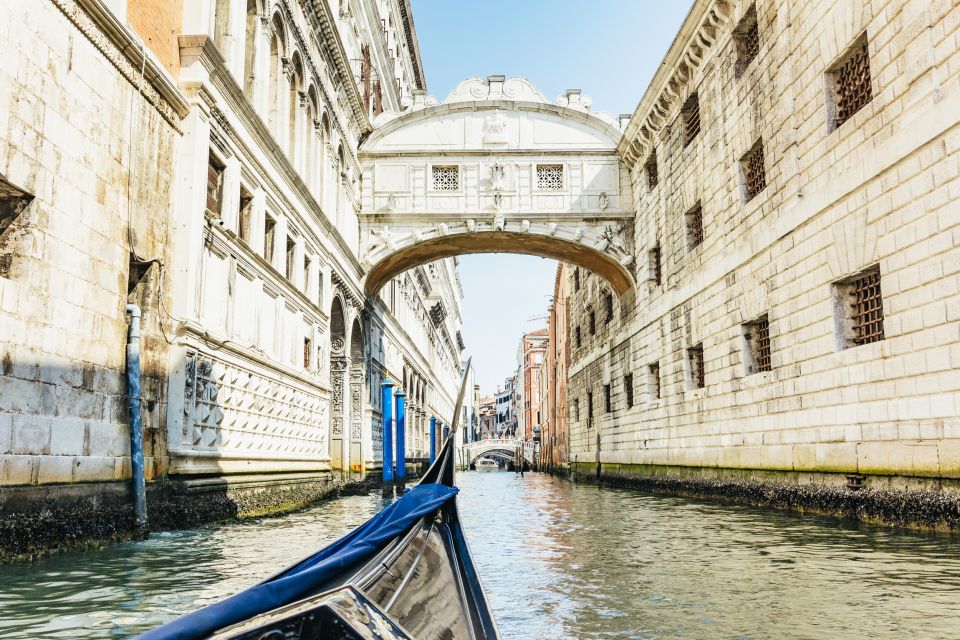 Venice: Private Gondola Ride Along Grand Canal - Cancellation and Payment Policies