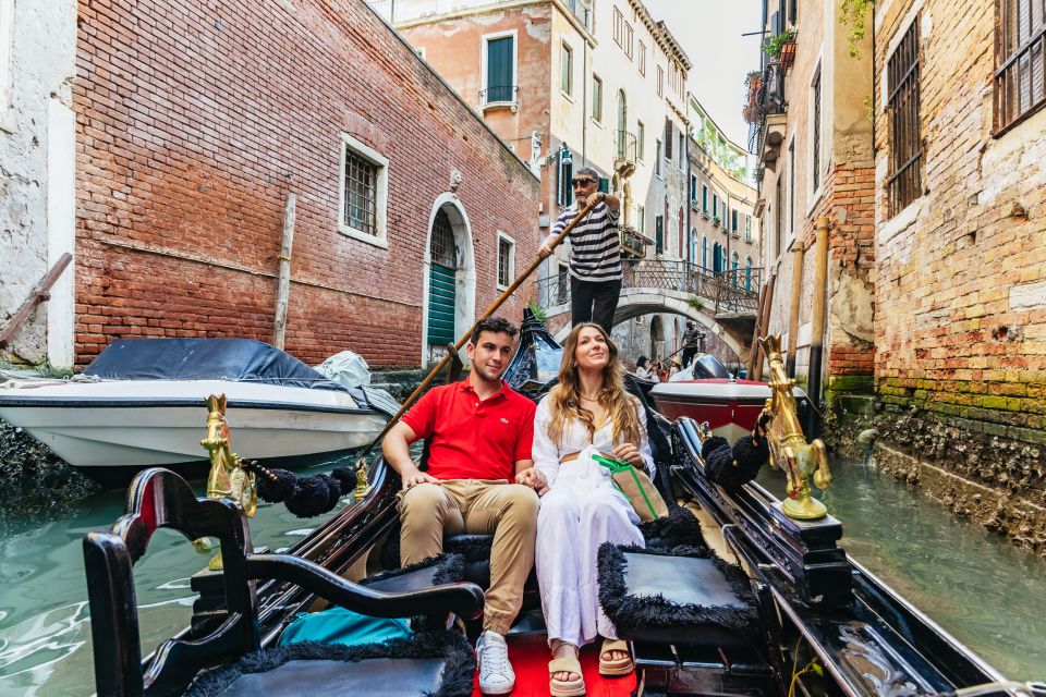 Venice: Private Gondola Ride Along Grand Canal - Frequently Asked Questions