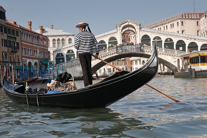 Venice Private Tour for Families with Gondola Ride - The Sum Up