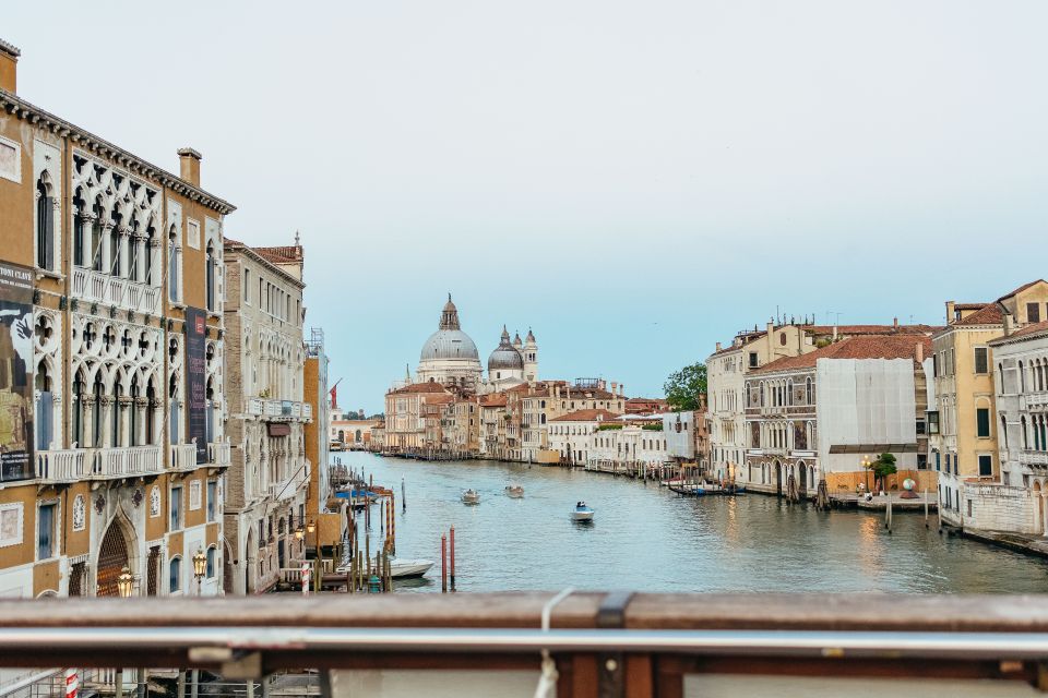 Venice: Private Tour With a Local Guide - Local Guide Expertise