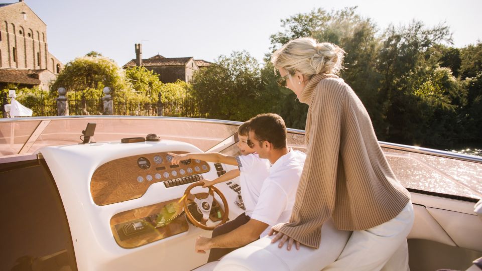Venice: Private Yacht Tour and Glass Blowing Demonstration - Customer Reviews and Rating