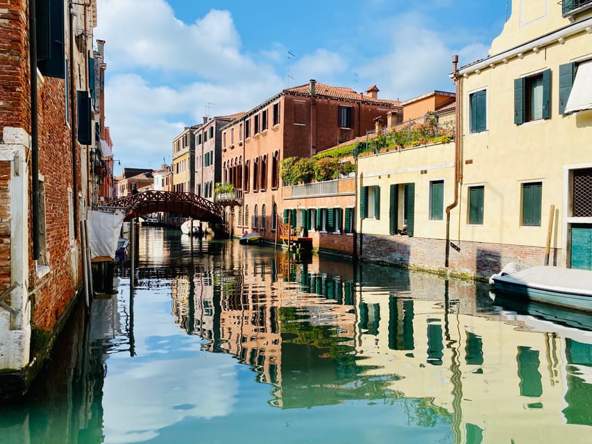 Venice: Rialto Area Street Food Tour and Sightseeing - Tasting the Local Specialties