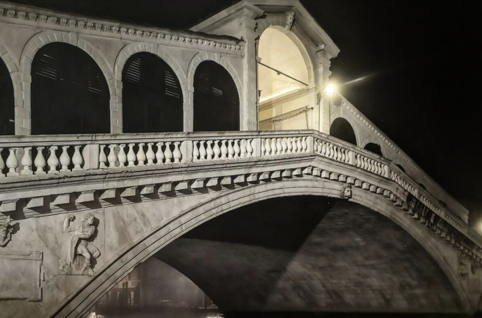 Venice: Saint Marks Basilica Private Tour at Night - Inclusions and Meeting Point