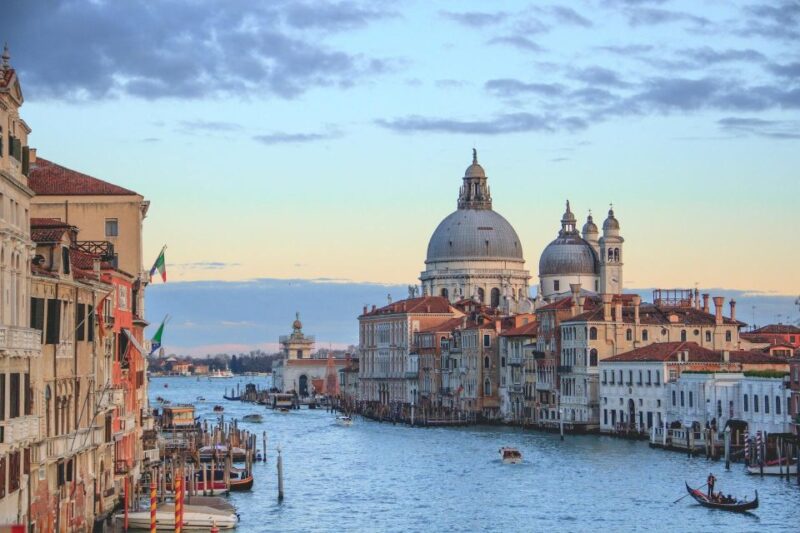 Venice: Self-Guided Audio Tour - Audio Guide Features