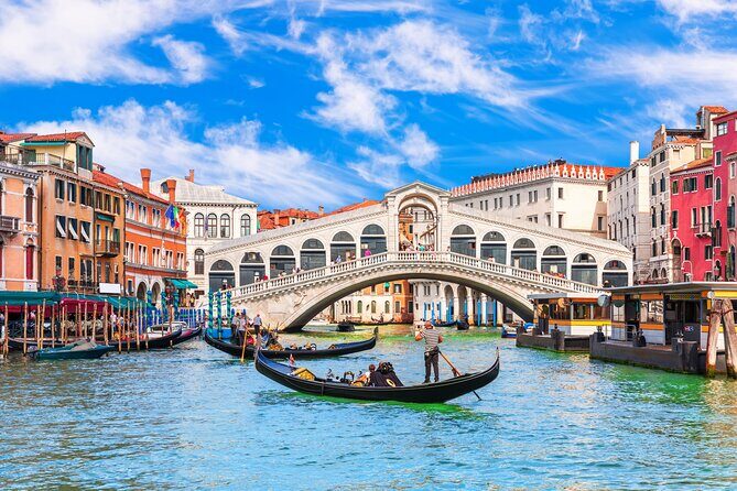 Venice Shared Gondola Ride: 30 Minutes through Grand Canal - Venice Shared Gondola Ride: 30 Minutes through the Grand Canal