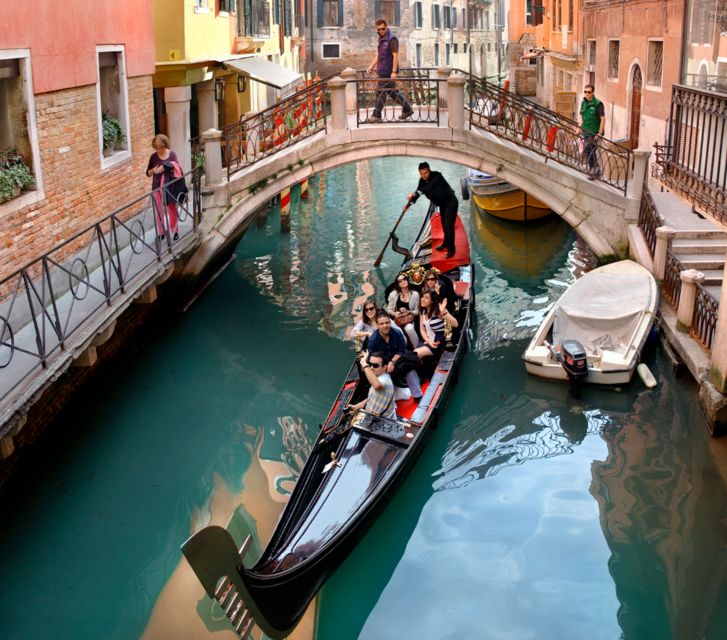 Venice: Shared Gondola Ride Through the Lagoon City - Booking and Cancellation Policy