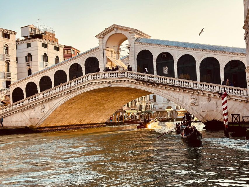 Venice: Small Group Guided Walking Tour & Food Tastings - San Polo