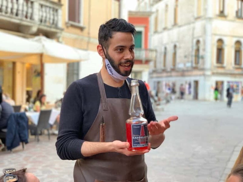 Venice: Spritz Walking Tour with 4 Spritzes and Local Tapas - An Introduction to the Venice Spritz Tour