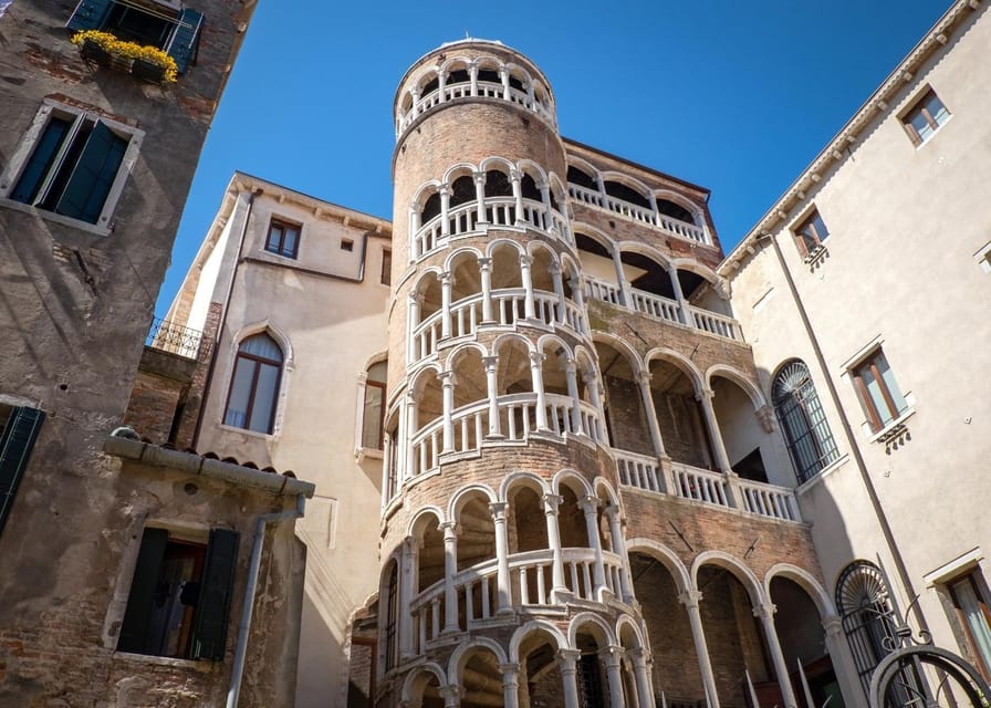 Venice: St Marks Square + Rialto Walking Tour & Gondola - Key Points