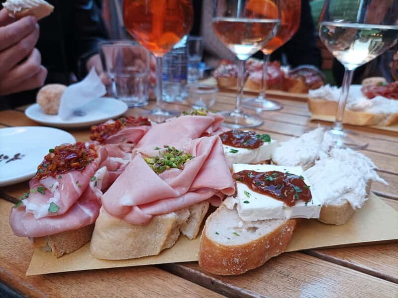 Venice: The Ultimate Food Tour with Wine & Spritz - The Guides: Knowledge, Warmth, and Local Charm