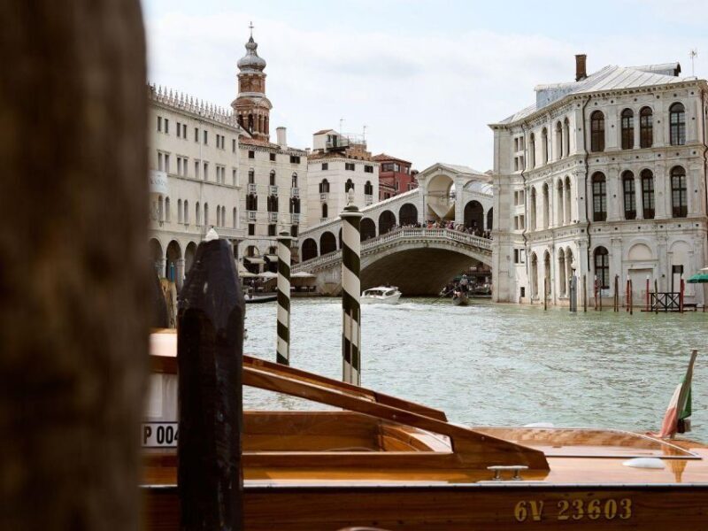 Venice: Vip Semi-Private Walking Tour with Gondola Ride - What Travelers Say