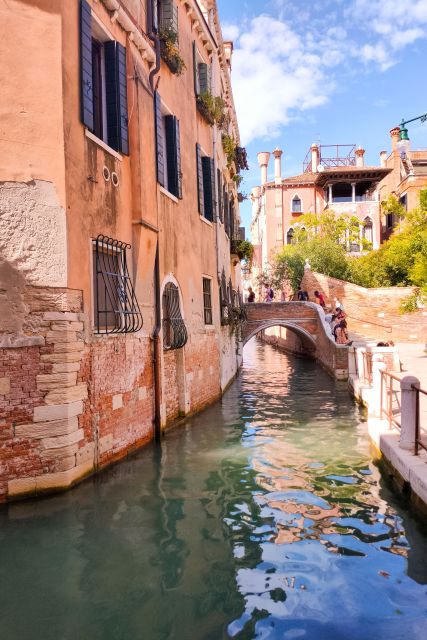 Venices Dark History and Culinary Delights - Sampling Venetian Tapas (Cicheti)