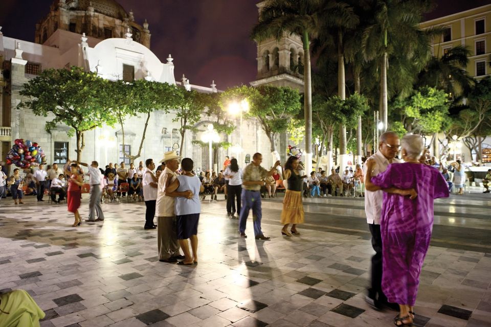Veracruz 3-Hour Guided City Tour - Malecón and Island of Sacrifices