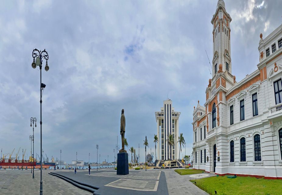 Veracruz: Sightseeing City Tour and Aquarium - Frequently Asked Questions