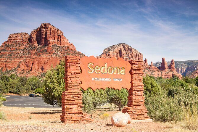 Verde Valley Wineries and Sedona Red Rocks Private Day Tour - Key Points