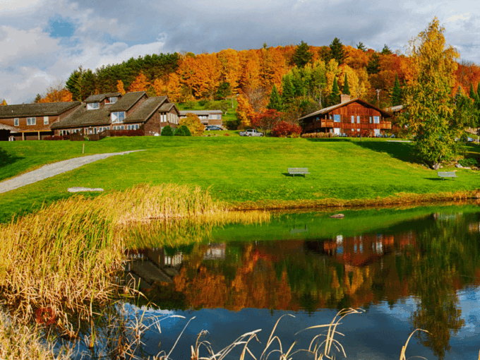 Vermont Route 100: Ultimate Scenic Driving Tour - Frequently Asked Questions
