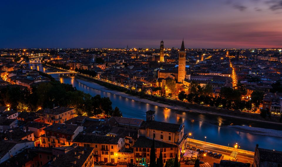 Verona: 3-Hour Guided Walking Tour - Exploring Veronas Architecture