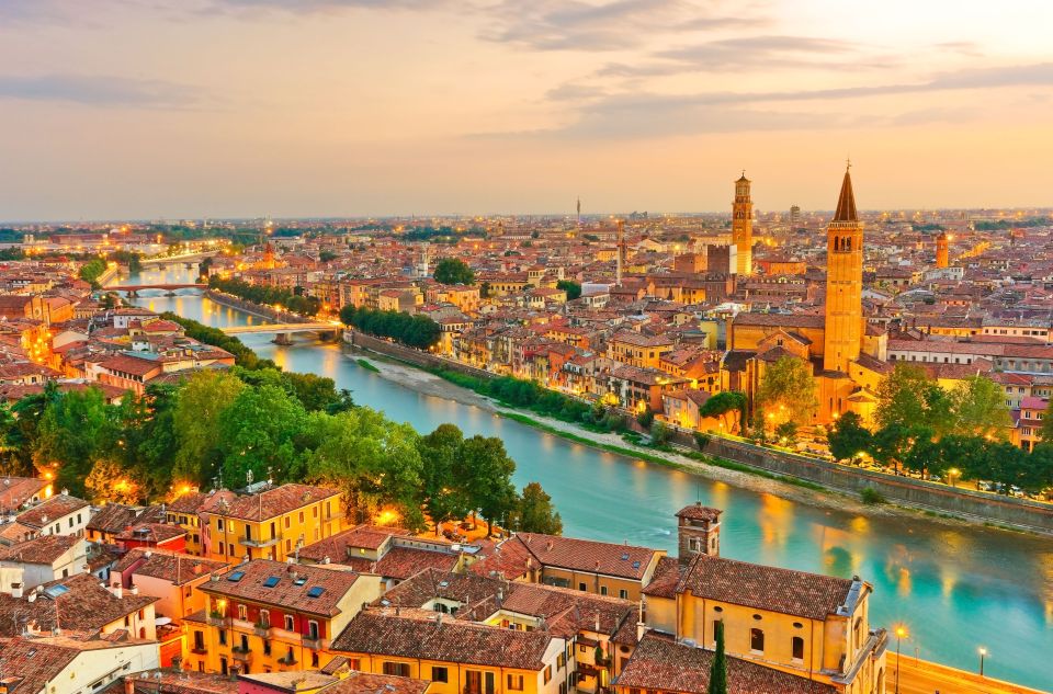 Verona Arena and Historic Highlights: A Guided Walking Tour - Historic Piazza Dei Signori