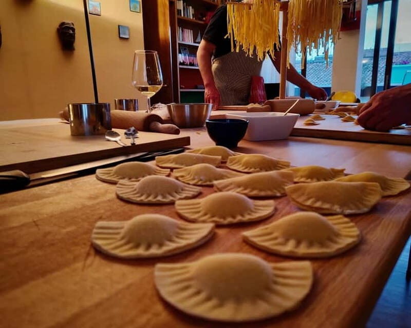 Verona Center: Pasta Class with Dinner & Wine in Local Home - FAQ