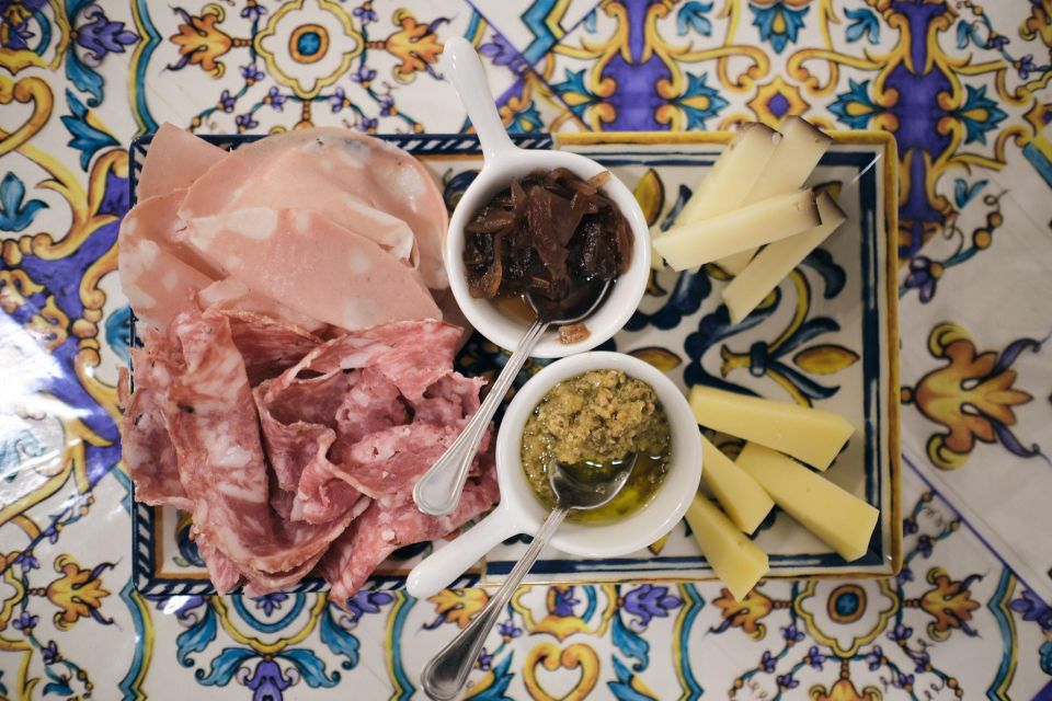 Verona: Guided Food Tour With Wine Tasting - Key Points
