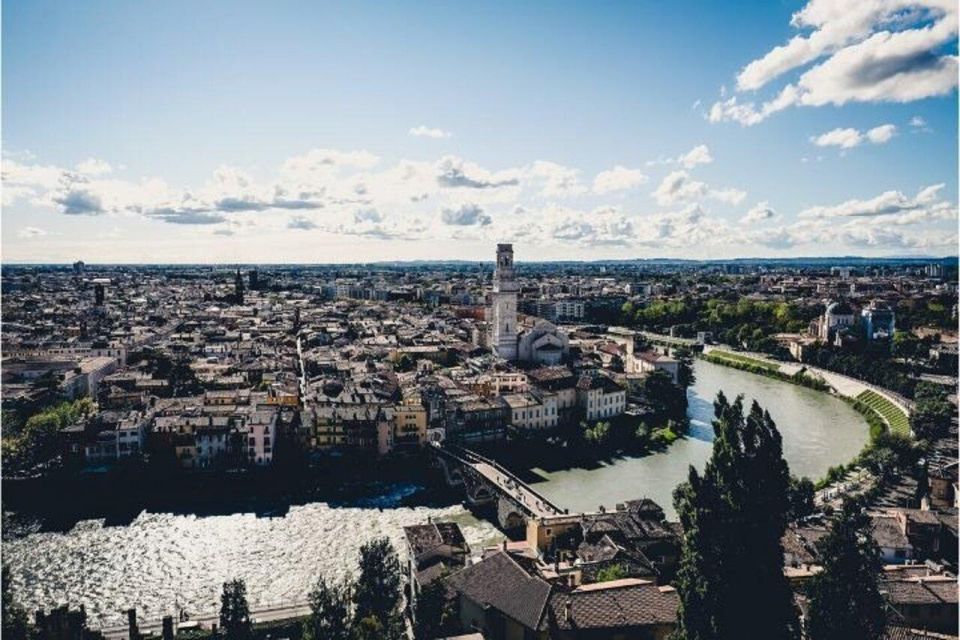 Verona: Highlights and Hidden Gems Walking Tour - Key Points