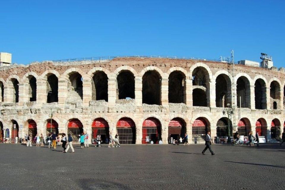 Verona: Highlights and Hidden Gems Walking Tour - Language Options Available