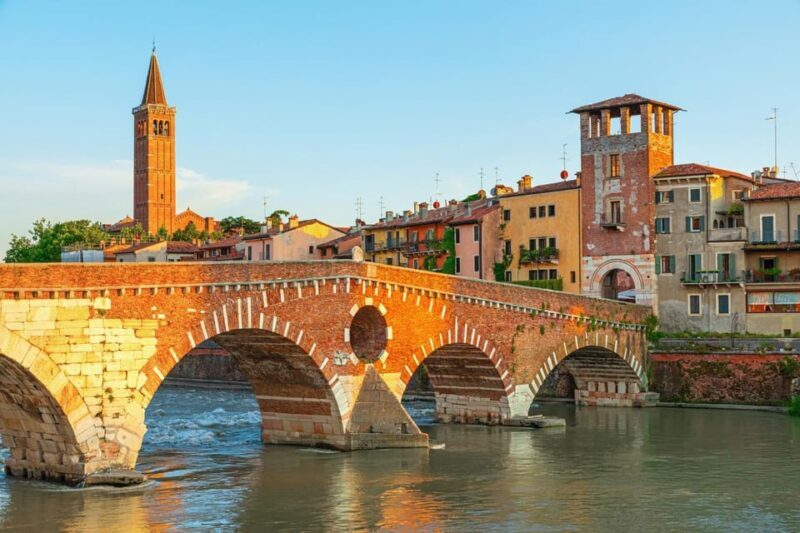 Verona: In the footsteps of the Romeo & Juliet with a Local - Key Points