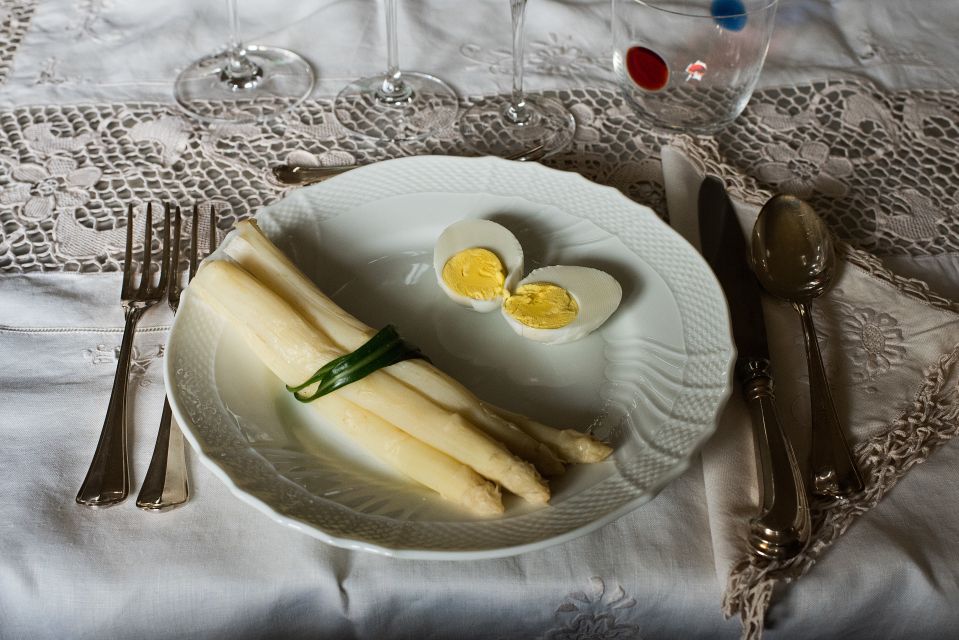 Verona: Market Tour and Meal at a Locals Home - Key Points