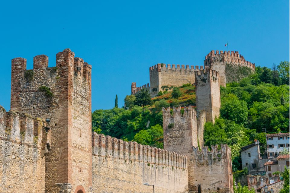 Verona: Private Tour of Soave and Amarone - Full Wine Tastings