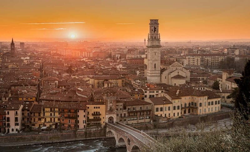 Verona Private Walking Tour: Romance, History & Hidden Gems - Key Points