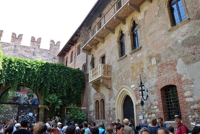 Verona, Romeo & Juliet, private guided tour from Milan - An In-Depth Look at the Verona Day Trip