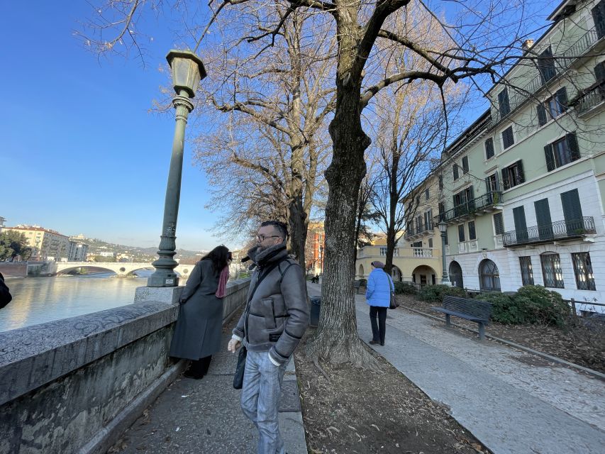 Verona: Small Group Guided Walking Tour With Arena Tickets - Key Points